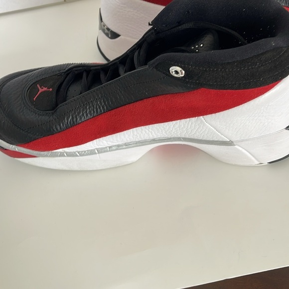 Jordan Men's Black and Red Sneakers Size 11.5 Upper Leather White Gym Red Black - Picture 12 of 13